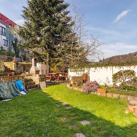 Апартаменты Apartman Vishegrad Карловы Вары Экстерьер фото